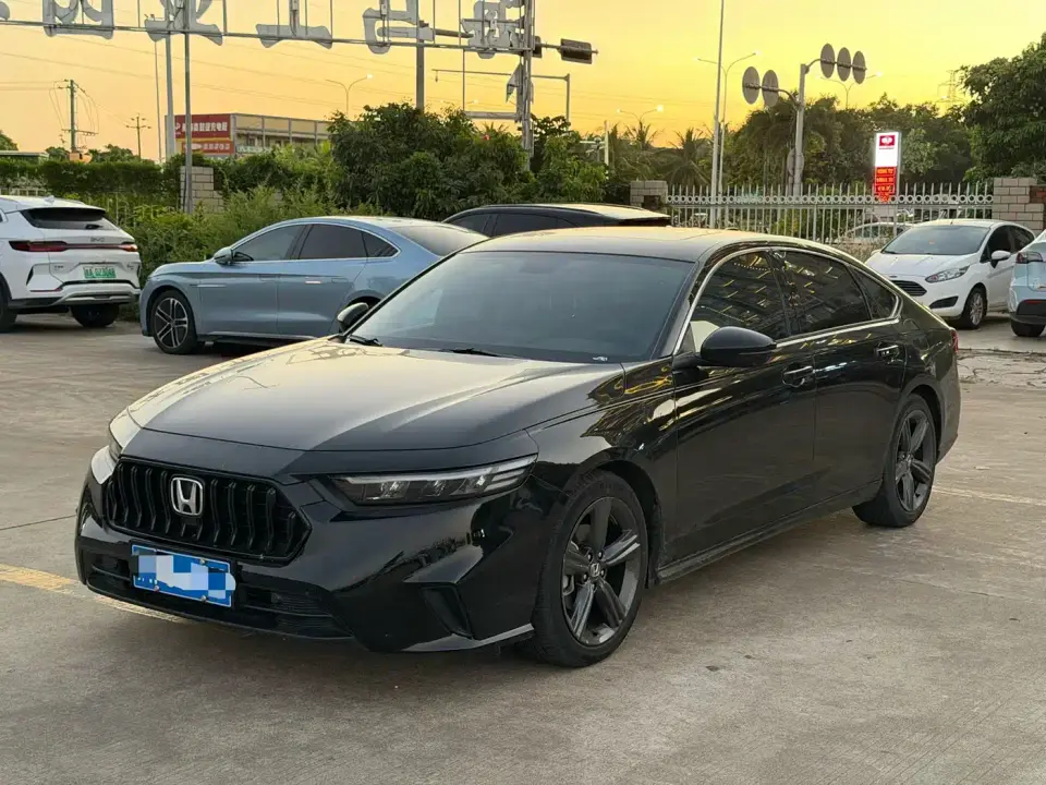 Honda Inspire 260TURBO Elegant Edition 2024
