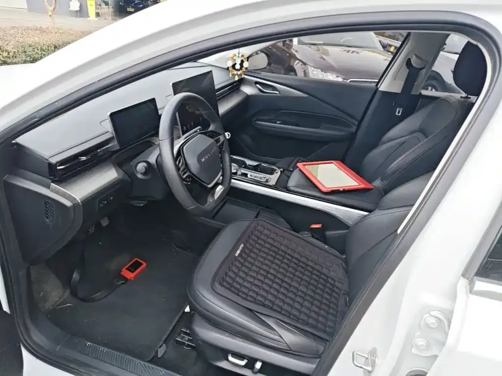 Wuling Motors Wuling Xingguang 150 Advanced Edition 2024 — фото 14