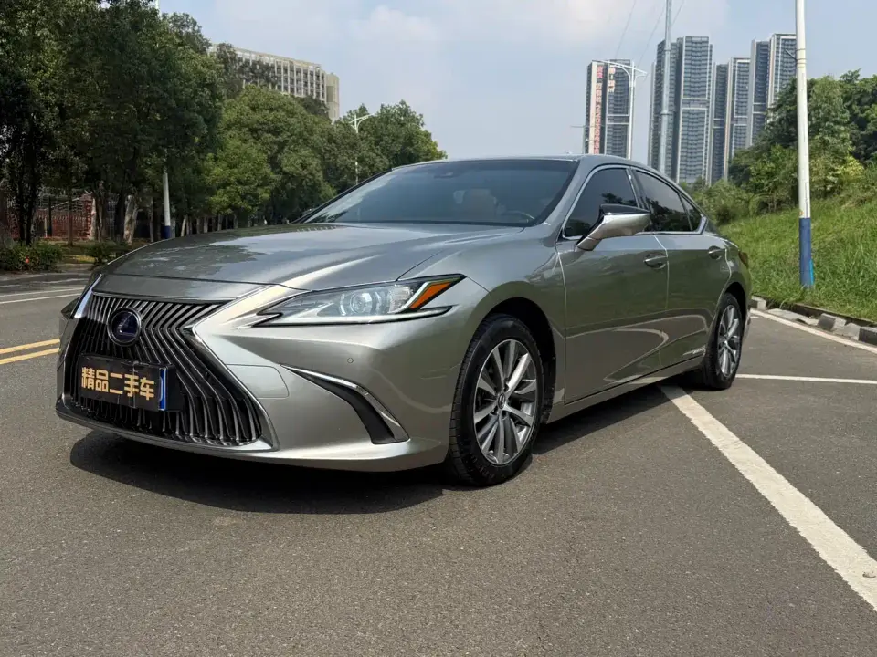 Lexus ES Model 300h Excellence Edition China V 2020