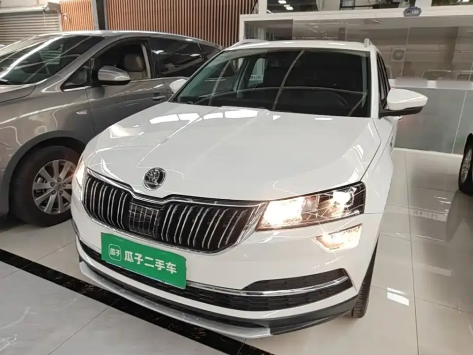 Skoda Karoq TSI280 Luxury Edition 2021