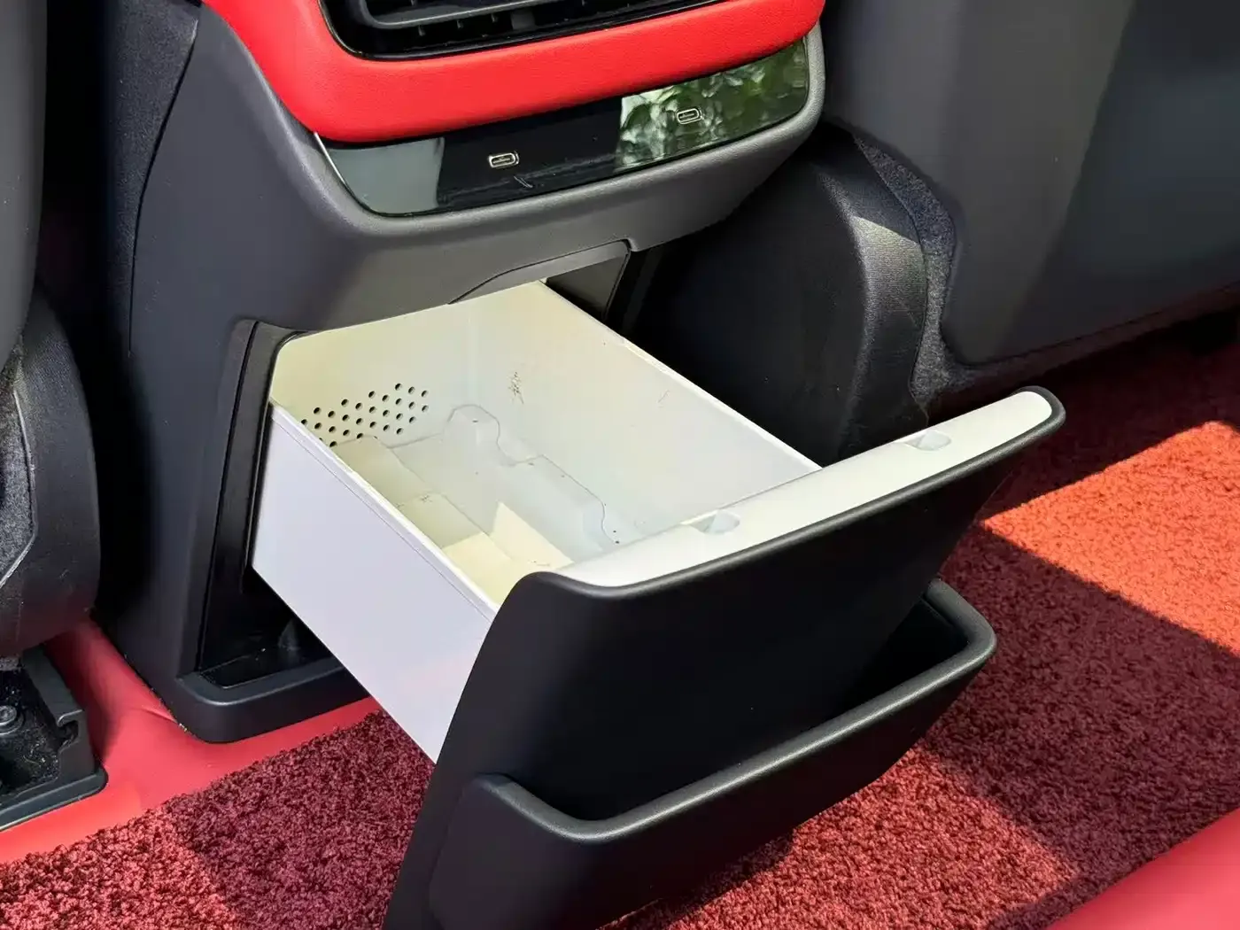 Xiaomi Auto Xiaomi SU7 AWD Extended Range Advanced Smart Driving Max Edition 2024 — фото 13