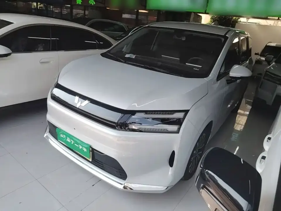 Wuling Motors Xingguang 730 New Energy Model Pure Electric Base Version 2025