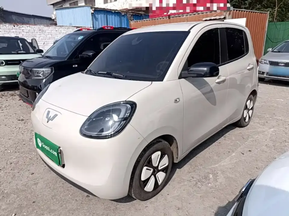 Wuling Motors Hongguang MINIEV 4-Door Premium Edition 2025