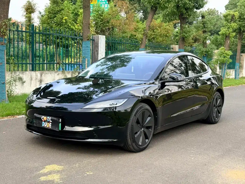 Tesla Model 3 Rear-Wheel Drive 2024