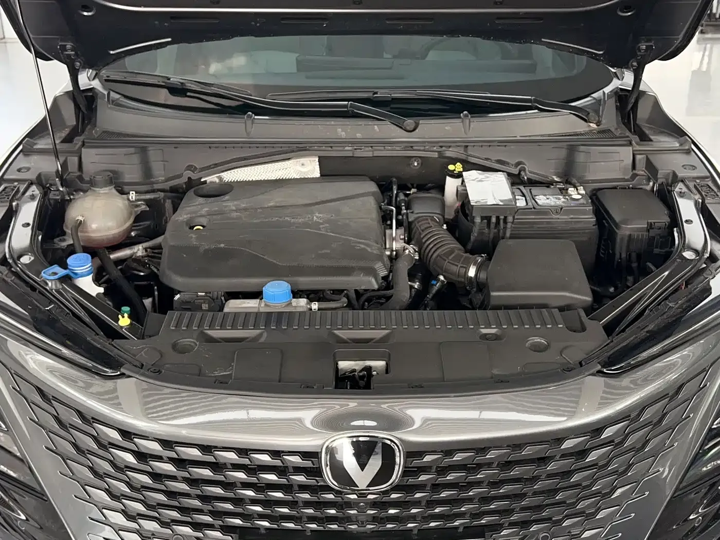 Changan UNI-T Second Generation 1.5T Flagship 2023 — фото 28