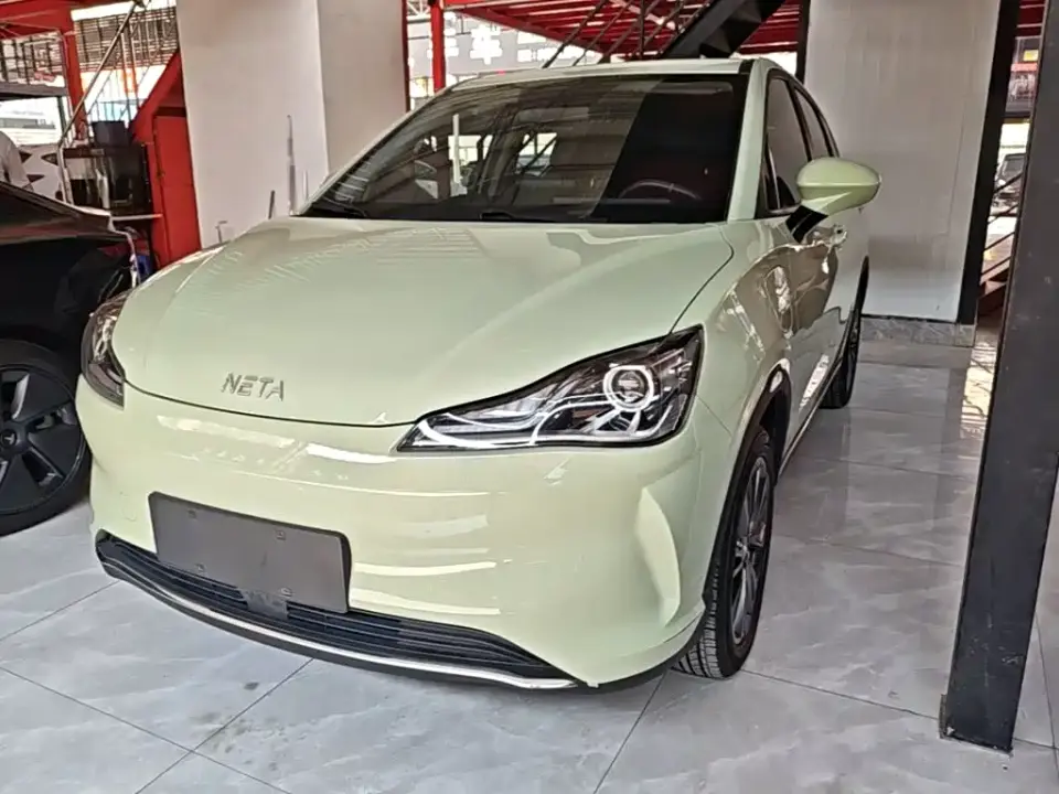 Neta Nezha V Trend 400 Lite 2022