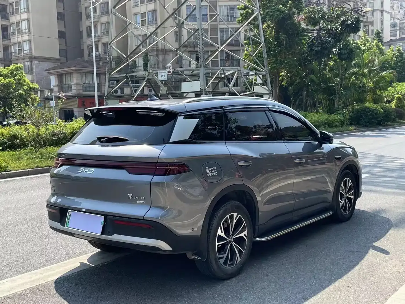 BYD Song Pro New Energy 2nd Generation Smart Drive Edition DM-i 75KM Leading Type 2025 — фото 4