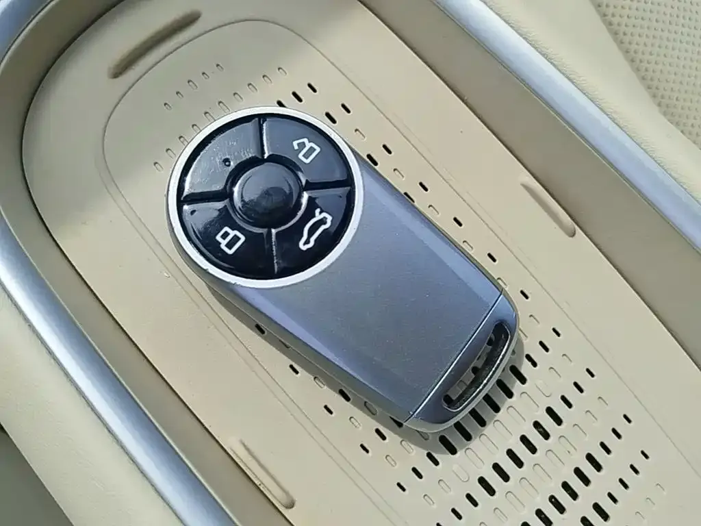 ORA Good Cat 430km Honor Edition 2025 — фото 12