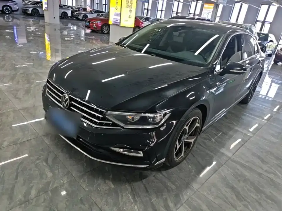 Volkswagen Magotan Model 2 Million Commemorative Edition 330TSI DSG Luxury 2024