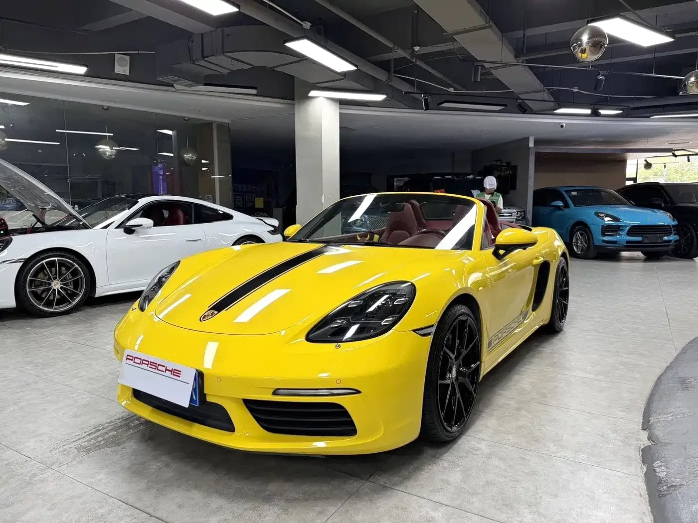 Porsche 718 Boxster 2.0T 2020