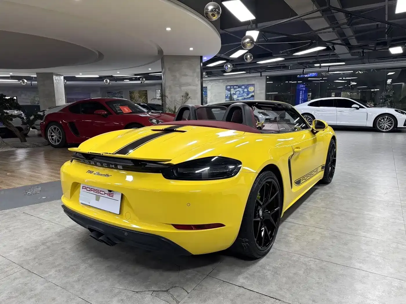 Porsche 718 Boxster 2.0T 2020 — фото 6