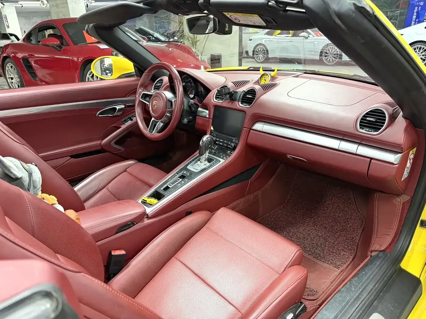 Porsche 718 Boxster 2.0T 2020 — фото 9