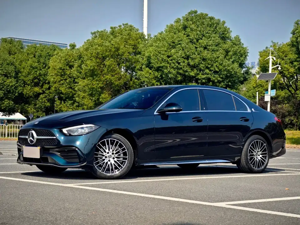 Mercedes-Benz C-Class Facelift C 260 L Sport Edition 2023
