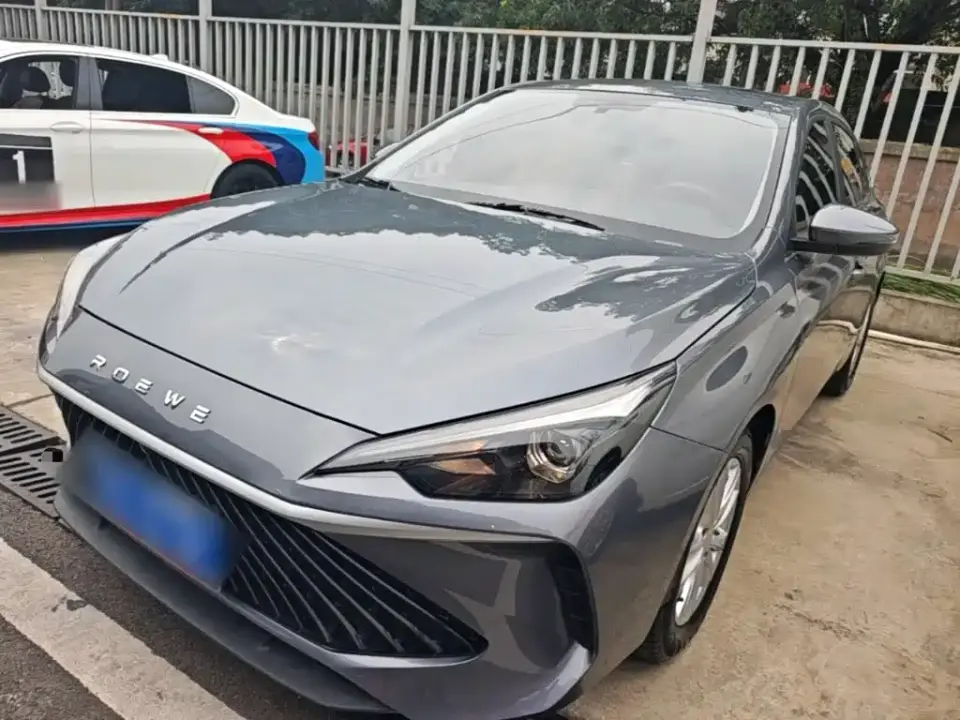 Roewe i5 1.5L CVT Luxury 2026