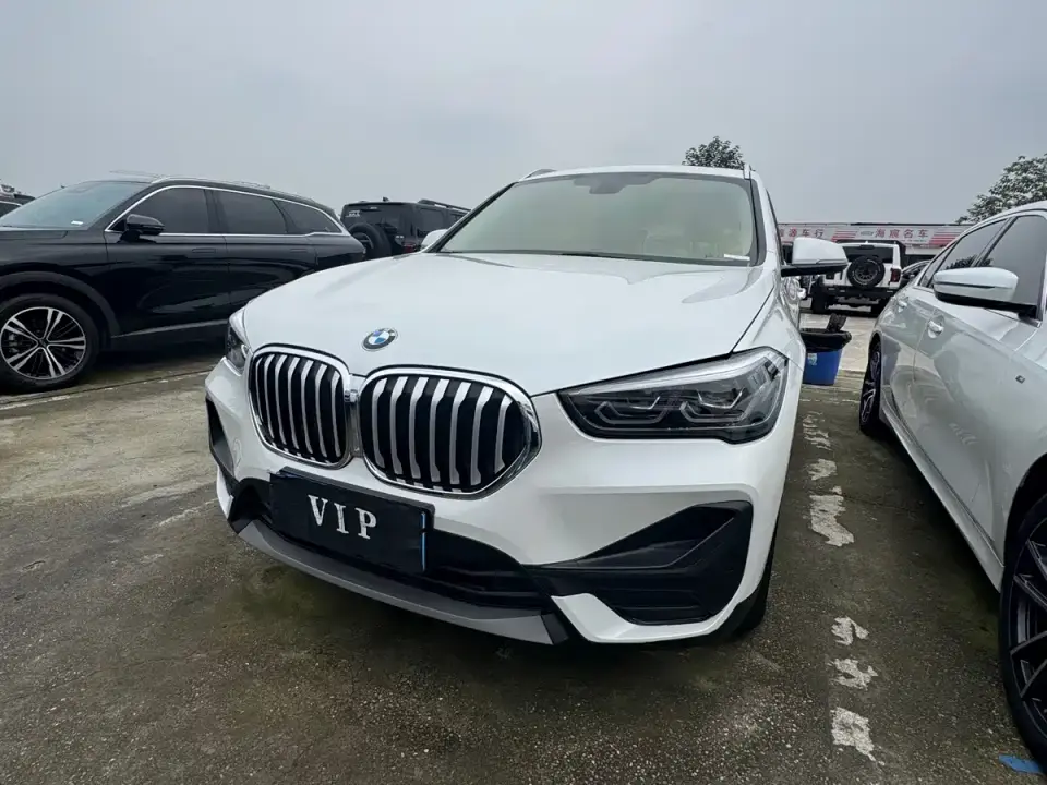 BMW X1 sDrive25Li Leading 2021