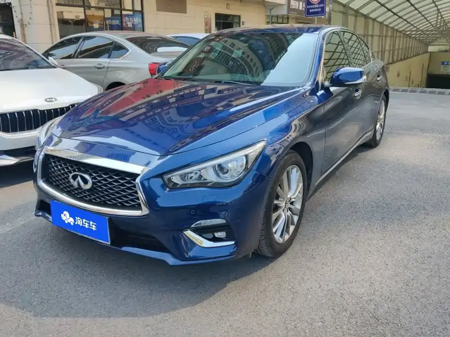 Infiniti Q50L 2.0T Premium Edition (China VI) 2021