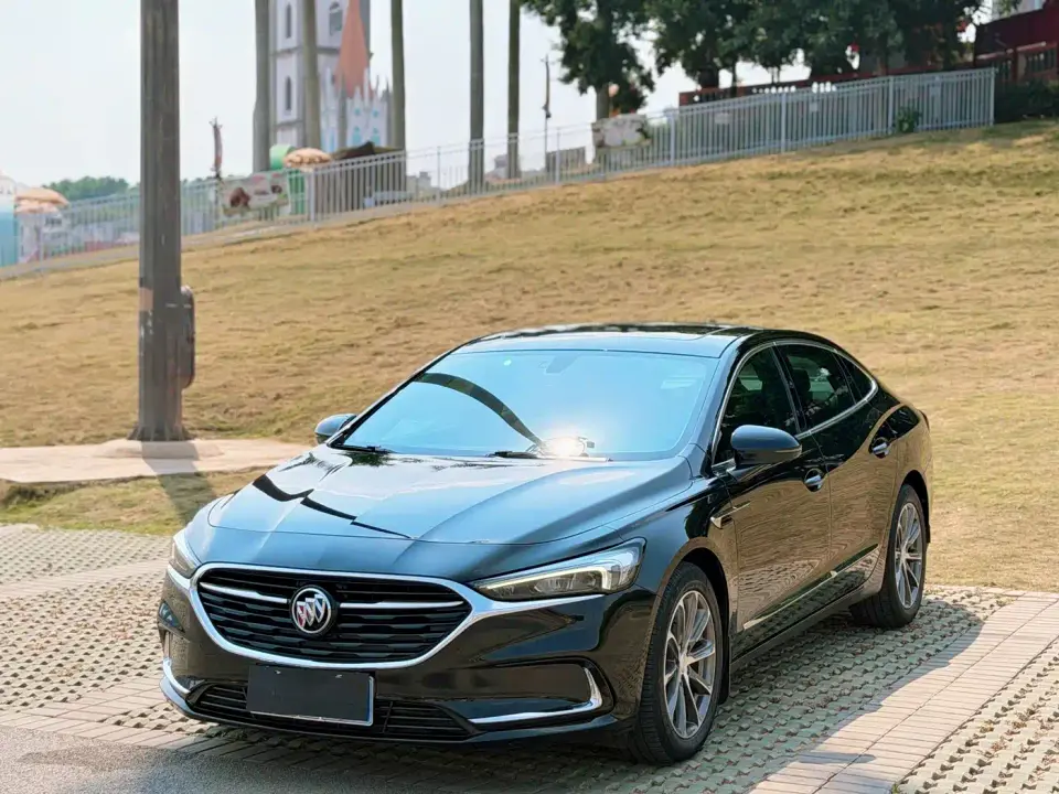 Buick LaCrosse 652T Luxury 2022