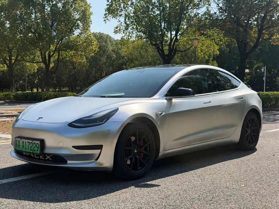 Tesla Model 3 Standard Range Rear-Wheel Drive Upgrade 2021