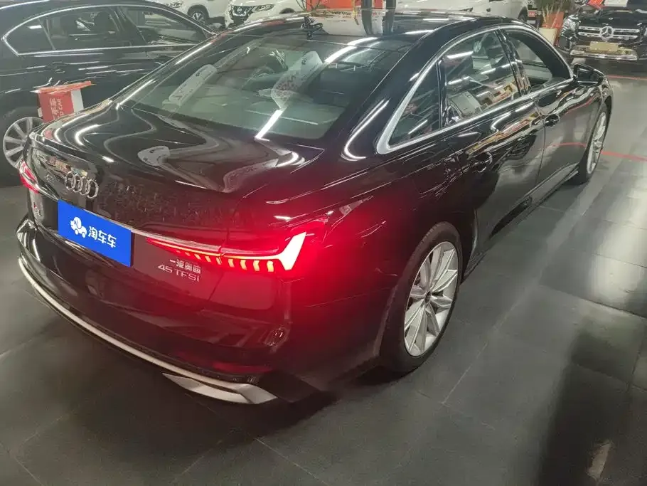 Audi A6L 45 TFSI Premium Dynamic 2024 — фото 3
