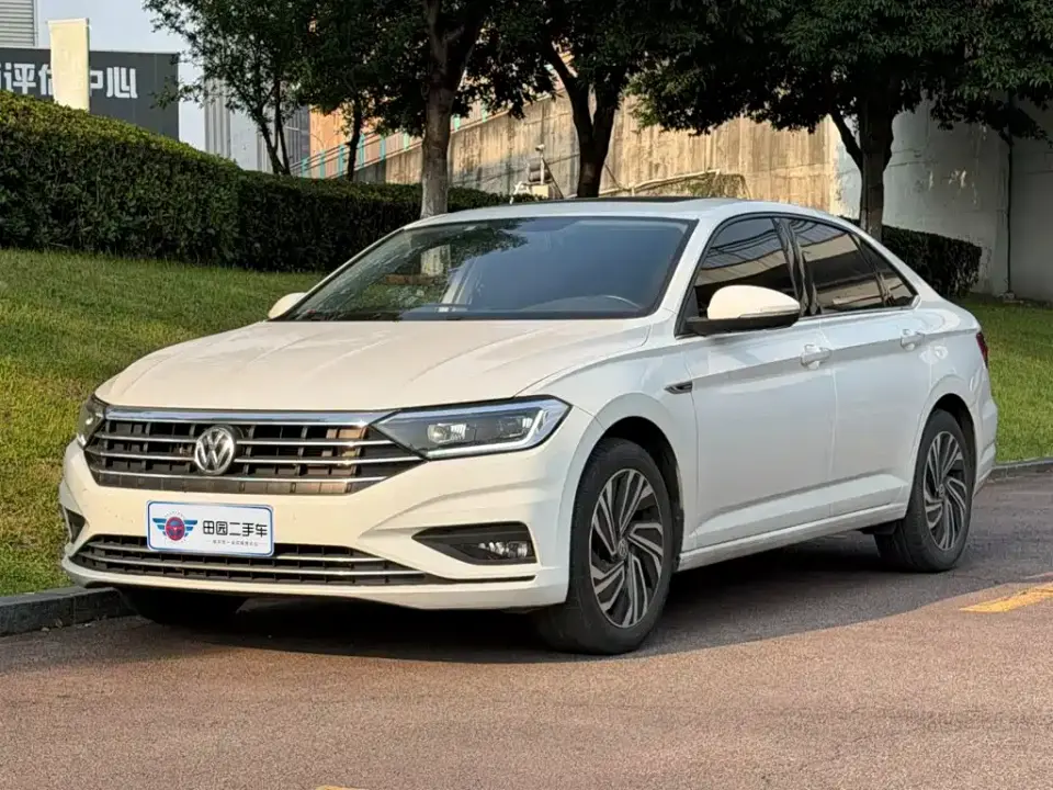 Volkswagen Sagitar 280TSI DSG Surpassing Edition 2021