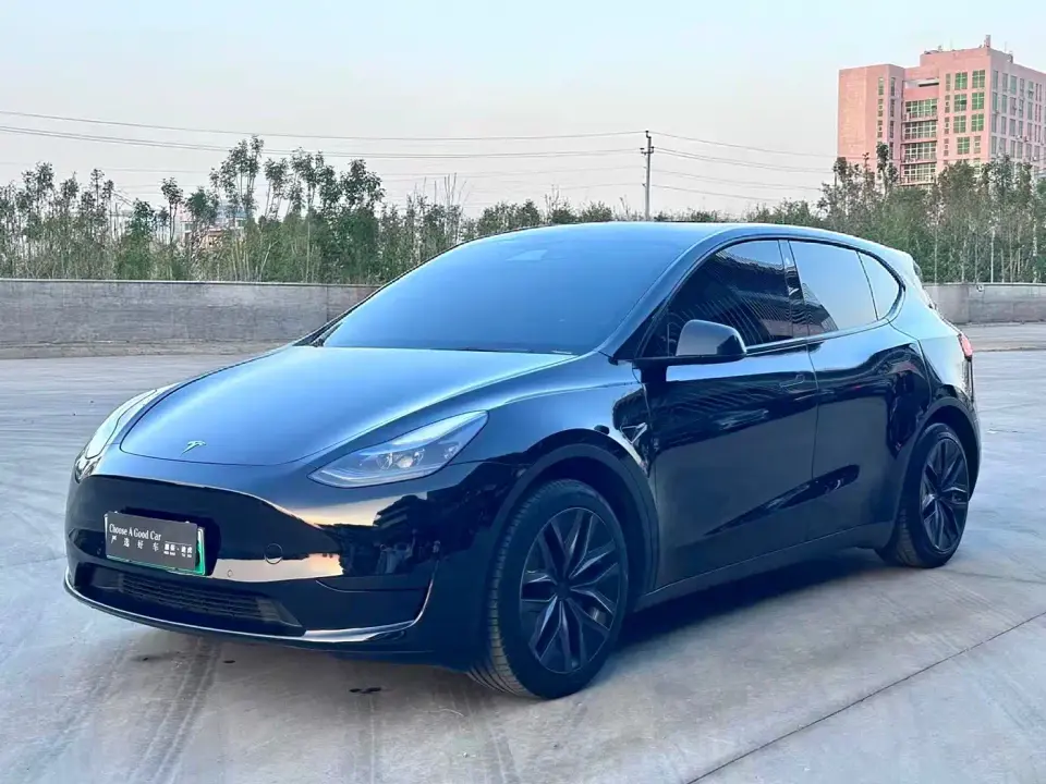 Tesla Model Y Facelift Rear-Wheel Drive Version 2022