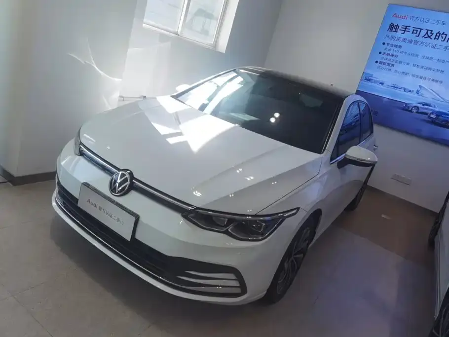 Volkswagen Golf Facelift 280TSI DSG Pro 2024