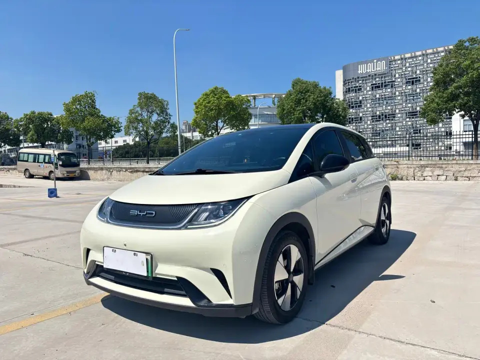 BYD Dolphin 420km Fashion Edition 2023