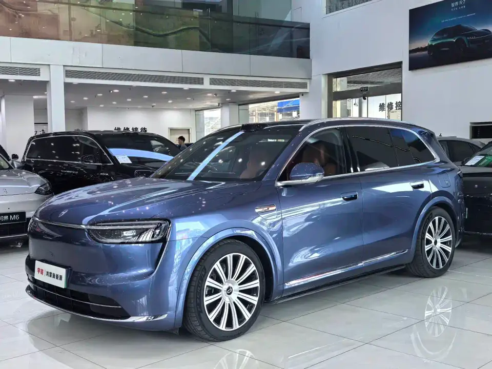 AITO Wenjie AITO M7 Extended Range Base Model 6-Seater 2025