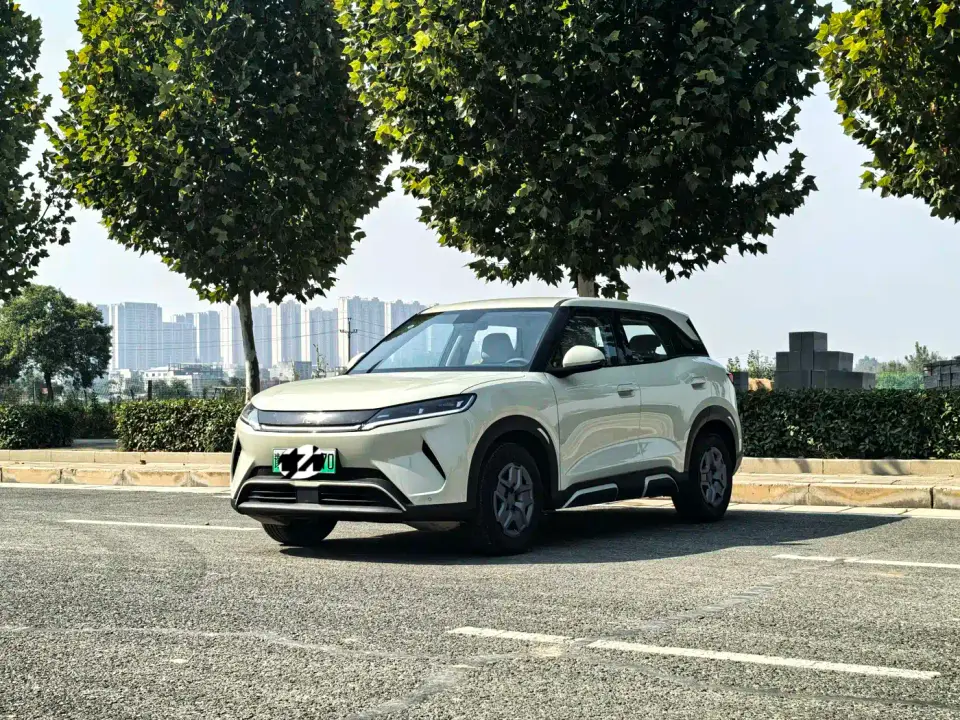BYD Yuan UP Model 301KM Navigator 2026