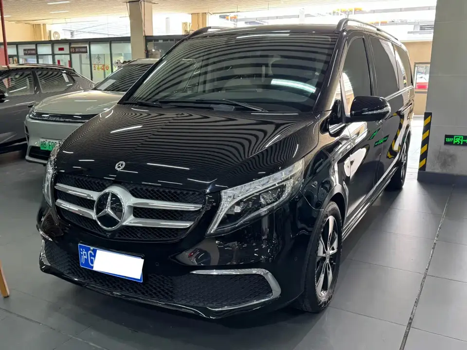 Mercedes-Benz V-Class V 260 L Long Wheelbase Luxury Edition 2022