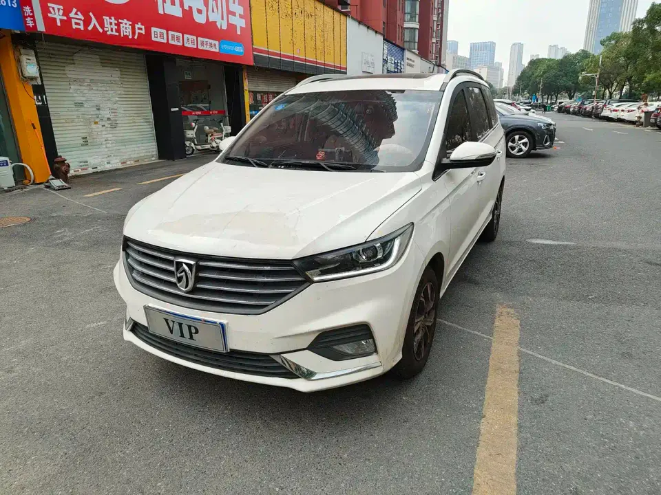 Baojun 360 1.5L Manual Luxury China VI 2019