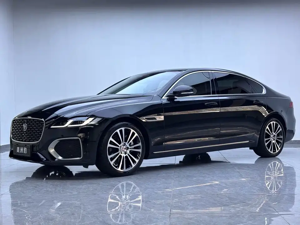 Jaguar XFL 2.0T P250 2WD Premium Luxury 2025