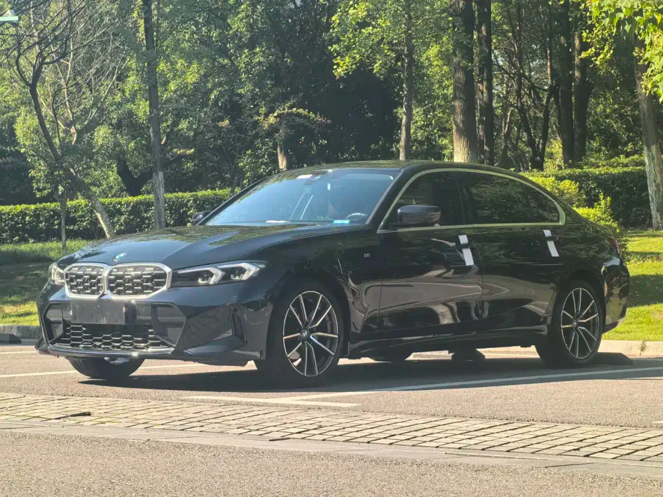 BMW 3 Series 325Li M Sport Package 2023