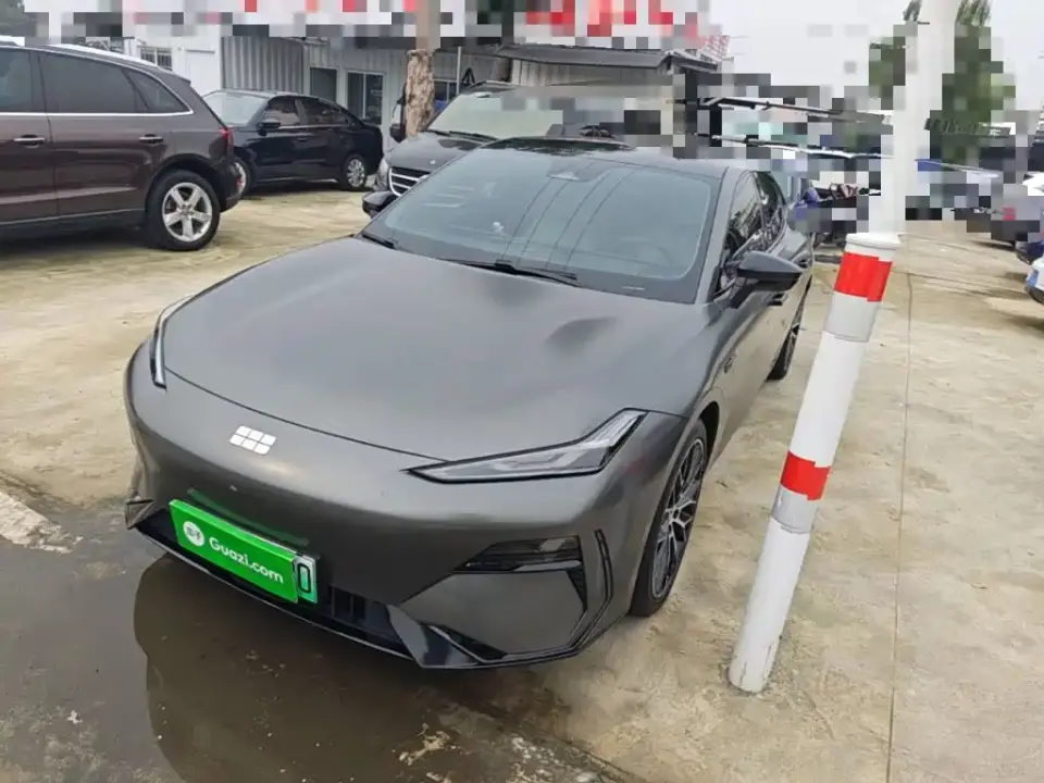 Geely Galaxy Galaxy E8 620km 4WD Starship Performance Edition 2024