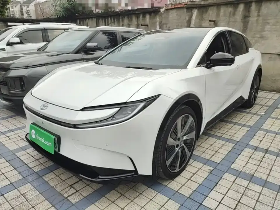 Toyota bZ5 Model 550 PRO 2025