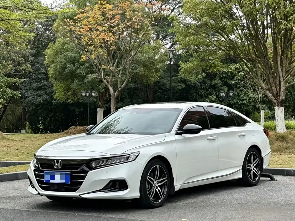 Honda Accord 260TURBO Phantom Night Premium 2023