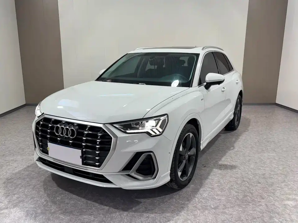 Audi Q3 35 TFSI Fashion Dynamic 2022