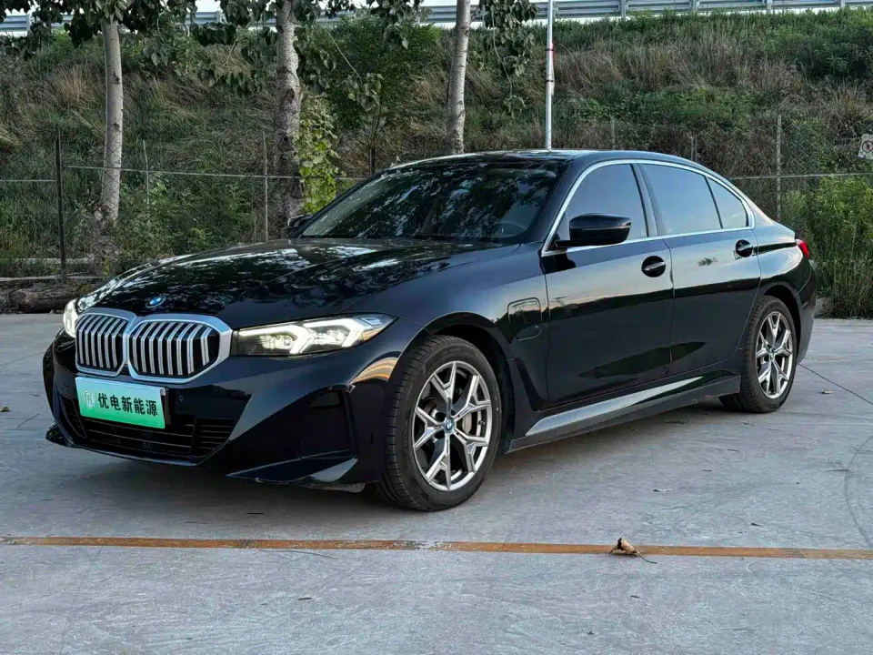 BMW i3 eDrive 35 L 2024