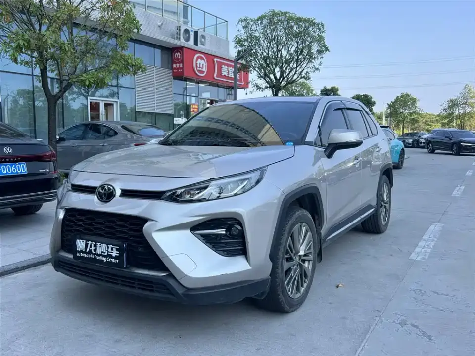 Toyota Wildlander 2.0L CVT 2WD Premium 2020