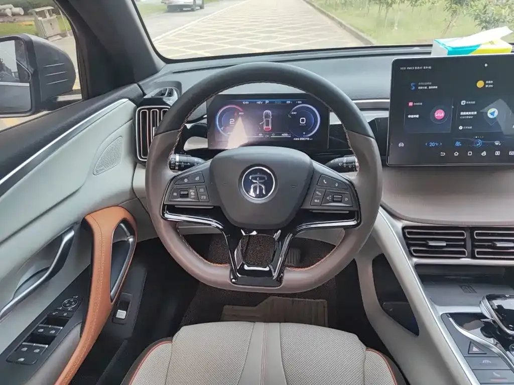BYD Song Pro New Energy DM-i 51km Prestige 2023 — фото 6