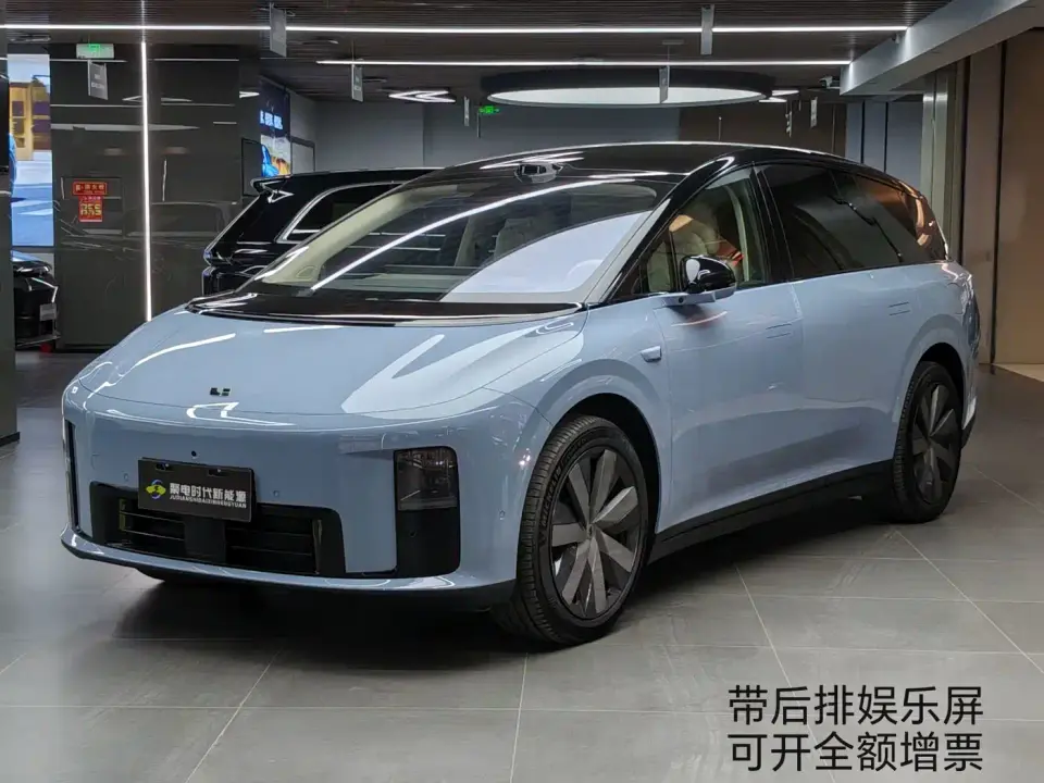 Li Auto Li i8 Standard Edition 2025
