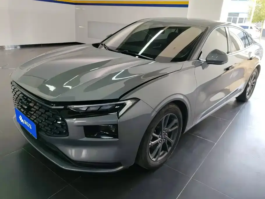 Ford Mondeo 2.0T EcoBoost Luxury 2024