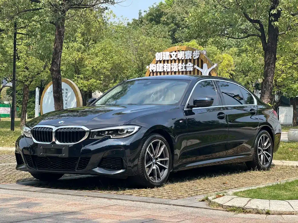 BMW 3 Series 325Li M Sport Package 2021