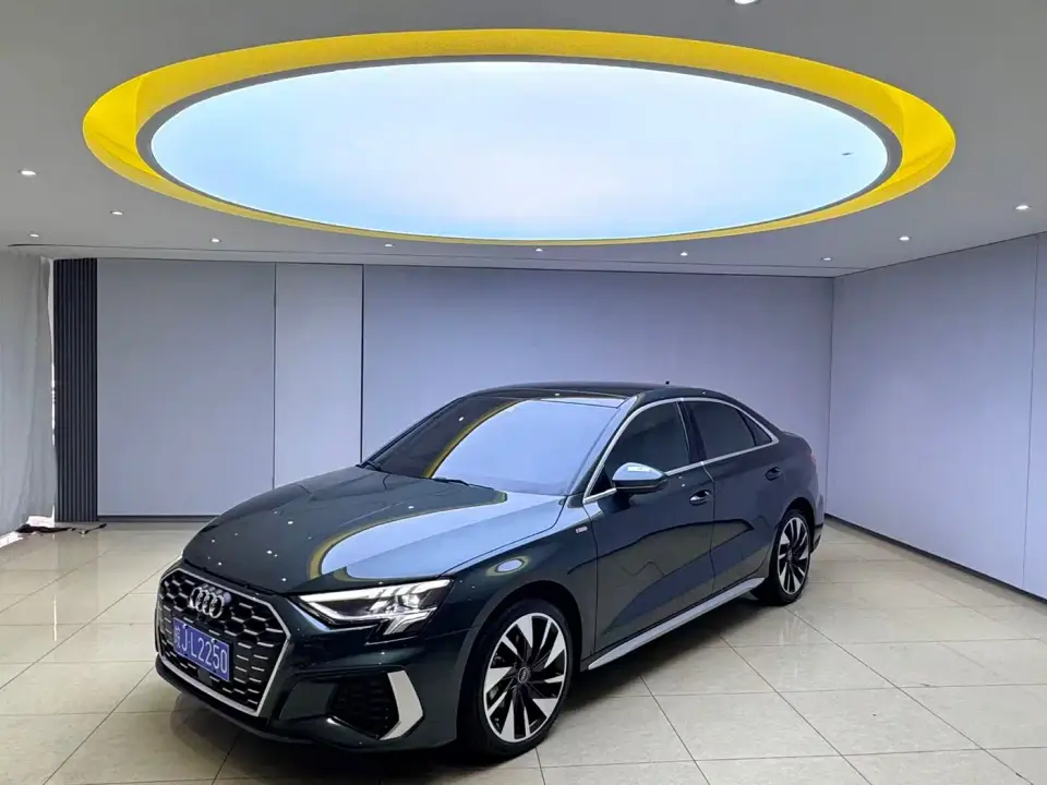 Audi A3 A3L Limousine 35 TFSI Fashion Sport 2024