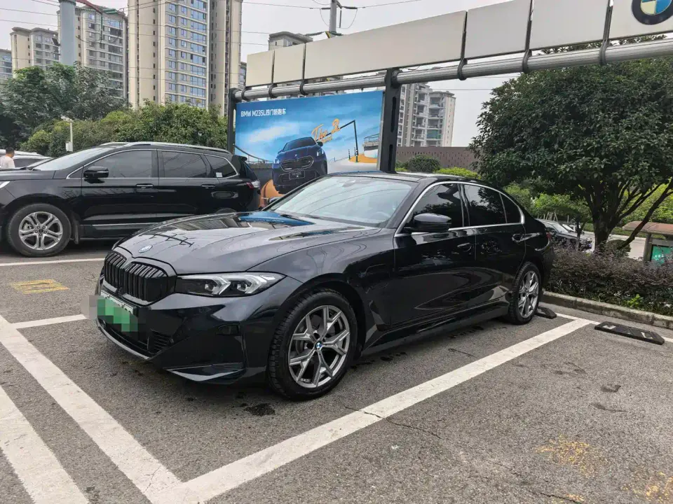 BMW i3 eDrive 35 L 2025
