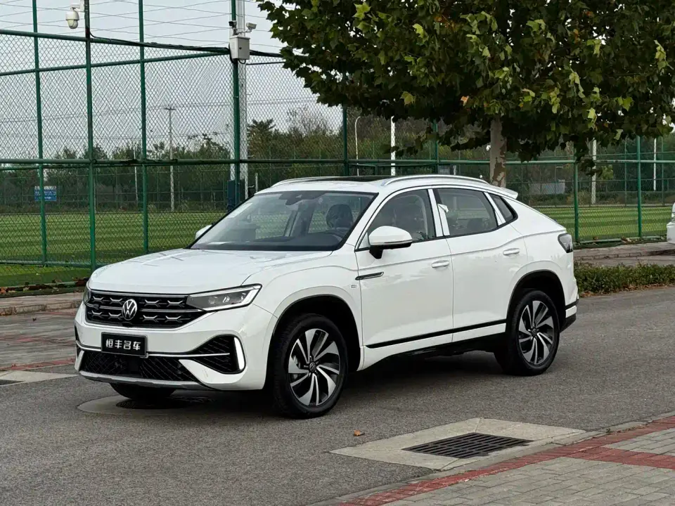 Volkswagen Tayron X 330TSI 2WD Premium High-Performance Edition 2026