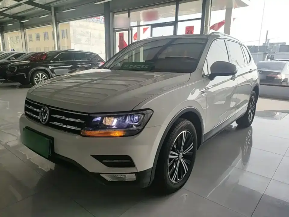 Volkswagen Tiguan L Facelift 330TSI Auto 2WD Panorama Comfort China VI 2020