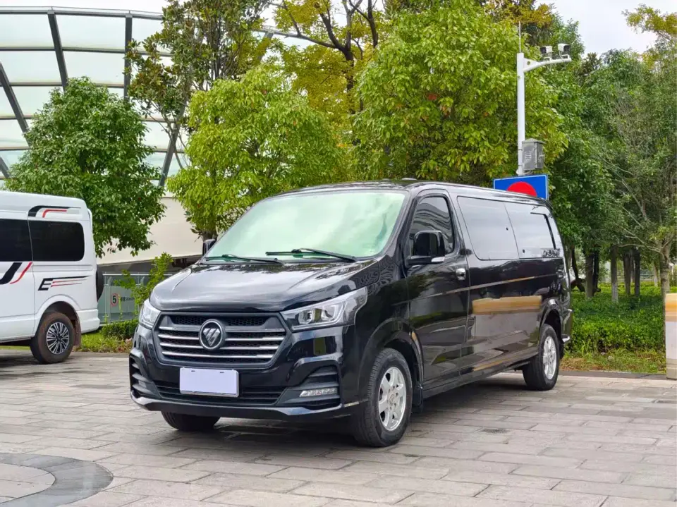 Foton Fengjing G5 2.0T Diesel Business Travel Version Passenger Van 7/9-seater 4F20TC3 2023