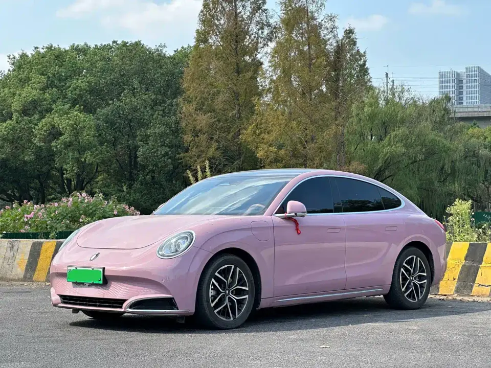 ORA Lightning Cat 555km Premium Edition 2024