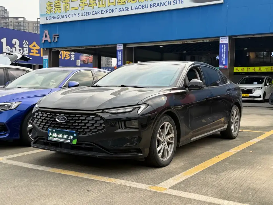 Ford Mondeo EcoBoost 245 Luxury 2022